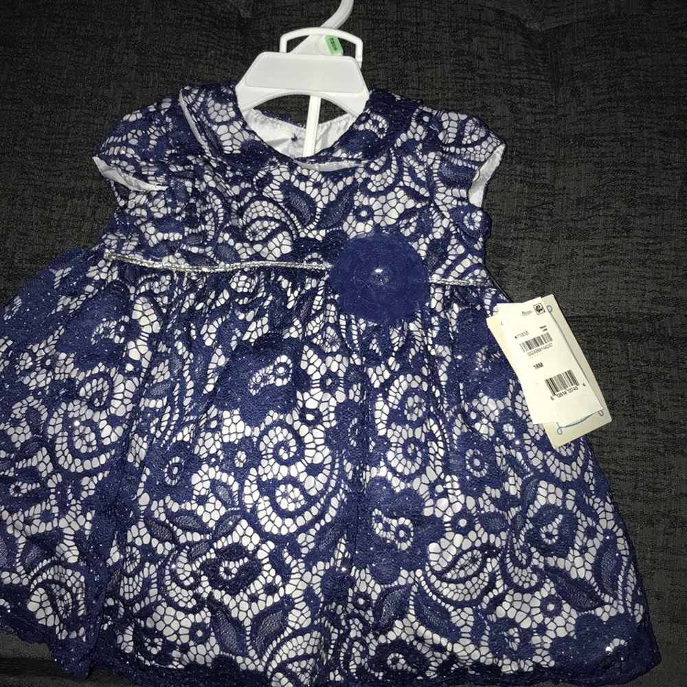 Girls dress size 18 mos